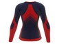 Ein dunkelblaues und rotes Sport-Langarmshirt.