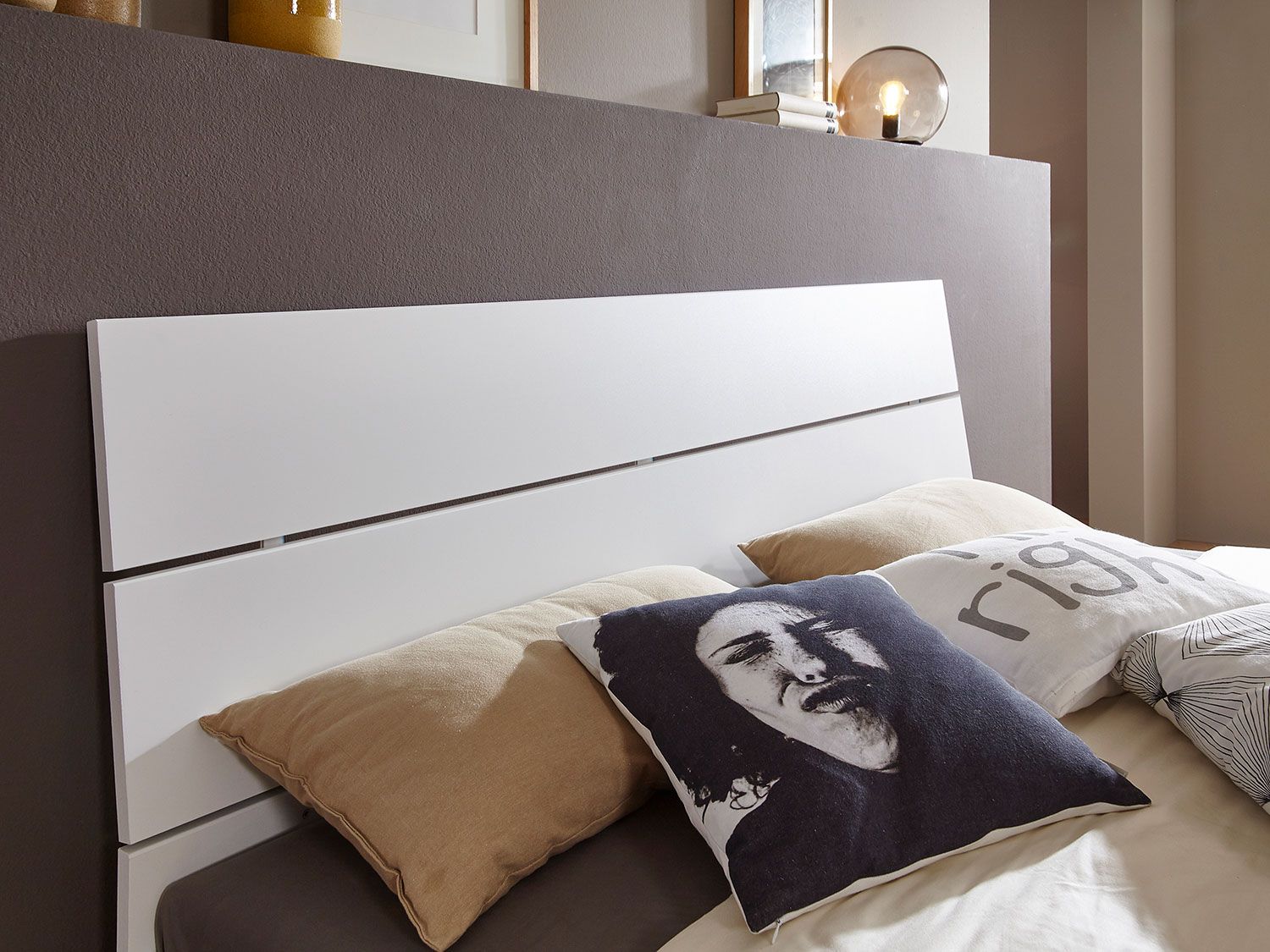 Thumbnail - rauch ORANGE Scala - Futonbett (Dekor-Kopfteil,6 Schubkästen, Alpinweiß, 160x200cm)