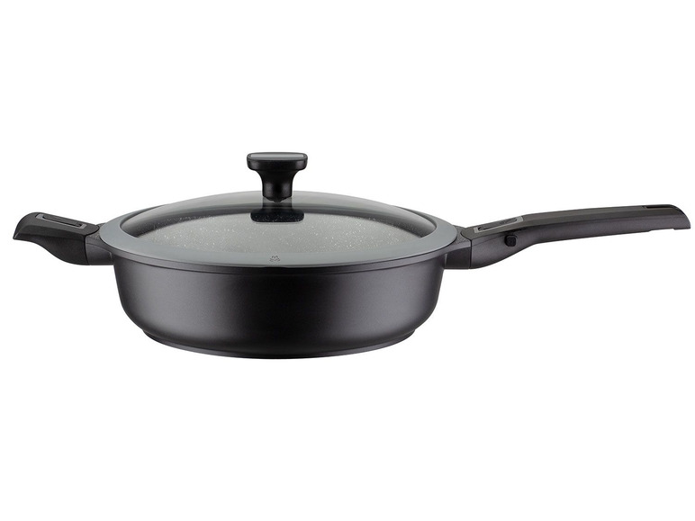 Eine schwarze Pfanne mit Glasdeckel.