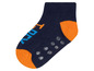 Blaue Babysocken mit orangenen Akzenten und Anti-Rutsch-Punkten.