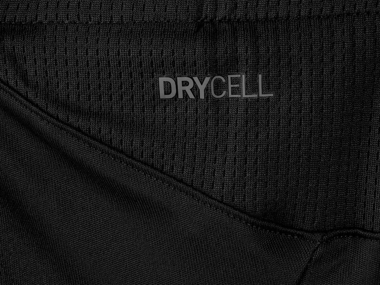 Schwarze Sportbekleidung mit DryCELL-Technologie.
