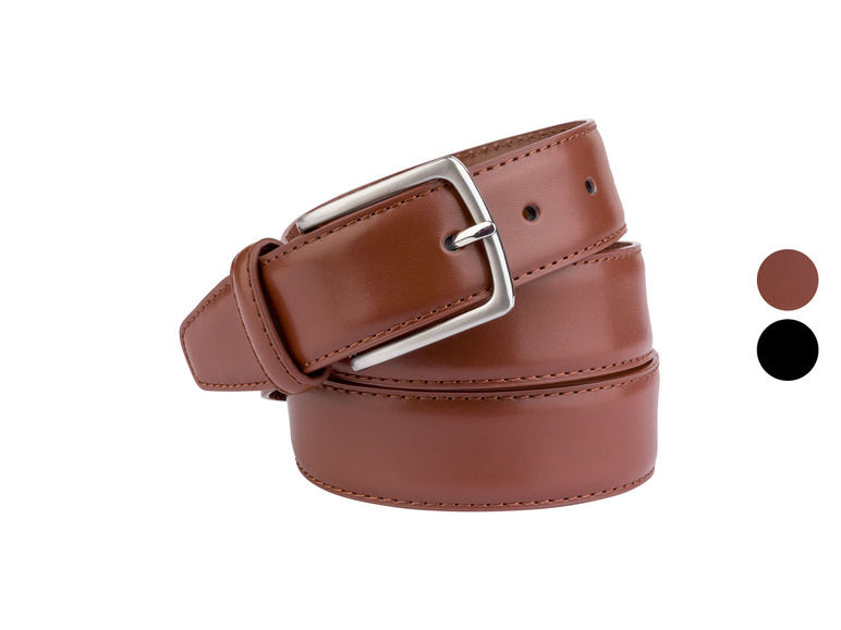 Ein brauner Ledergürtel mit einer silbernen Schnalle.