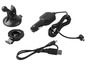 Eine Garmin Autoladestation, eine Halterung für ein Navigationssystem und ein USB-Kabel.
