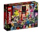 Lego Ninjago Gamer's Market mit verschiedenen Figuren und Zubehör.