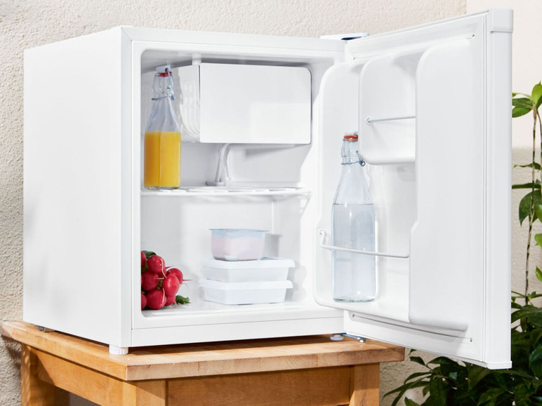 Gehe zu Vollbildansicht: SILVERCREST® KITCHEN TOOLS Mini-Kühlschrank »SMK 40 A2«, 41 l Inhalt - Bild 2