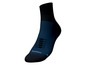 Blaue und schwarze Laufsocken mit dem Schriftzug 'RUNNING'