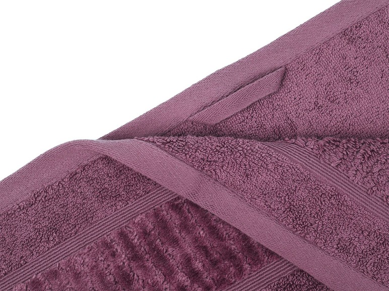 Gehe zu Vollbildansicht: Gözze Handtuch, 50 x 100 cm, reine Bio-Baumwolle, mit Bordüre und Kordelaufhänger, hochwertige Qualität - Bild 34