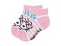 Zwei Paar rosa Hello Kitty Socken mit weißen Streifen.
