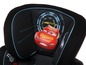 Ein Autositz mit Cars-Motiv und Lightning McQueen.
