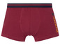 Rote Boxershorts mit Hogwarts-Logo.