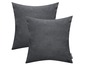 Zwei graue Kissen der Marke Magma.