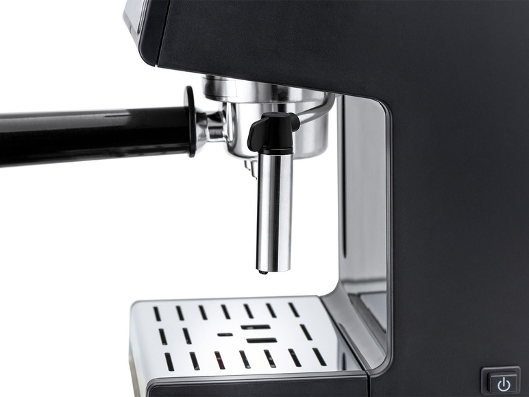 Gehe zu Vollbildansicht: Delonghi Espressomaschine, ECP 33.21, mit 3 Crema Siebe und Milchaufschäumdüse, Vorbrühsystem - Bild 8