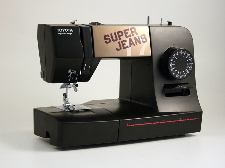 Gehe zu Vollbildansicht: TOYOTA Nähmaschine Super Jeans 17 - Bild 5