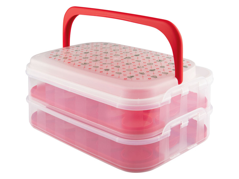 Eine rote Aufbewahrungsbox mit Griff für Backformen und Backzubehör.