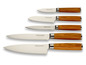 Set mit fünf Echtwerk-Messern mit Holzgriffen.