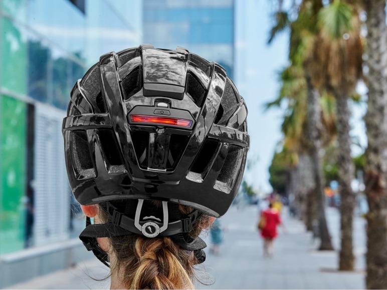 Gehe zu Vollbildansicht: CRIVIT® Helm, mit Rearlight, abnehmbares Rücklicht, 3 Leuchtstufen, inklusive Regenschutz - Bild 7