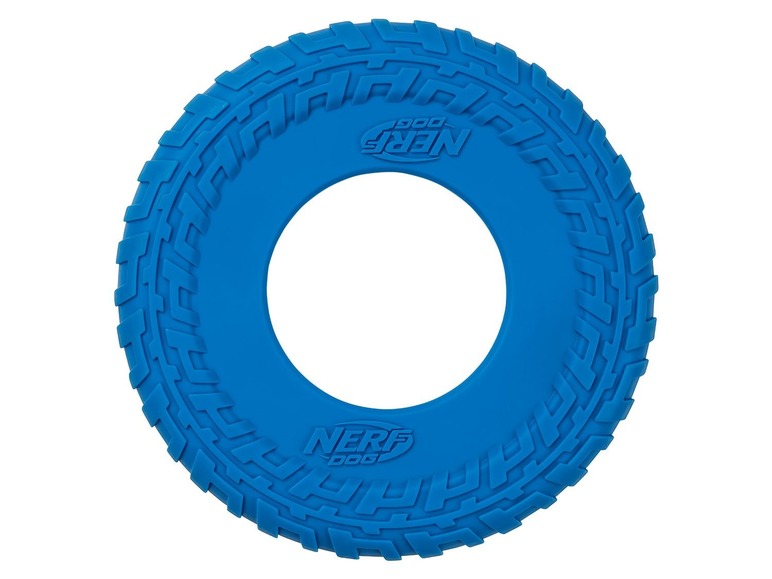 Ein blauer Nerf Dog Spielzeugring mit Reifenprofil.
