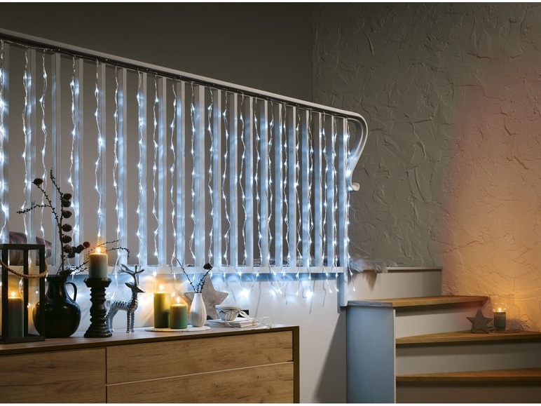 Gehe zu Vollbildansicht: MELINERA® LED Balkonvorhang, 2 x 1 m - Bild 4