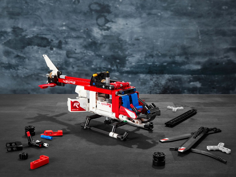 Gehe zu Vollbildansicht: LEGO® Technic 42092 »Rettungshubschrauber« - Bild 9