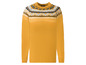 Gelber Pullover mit skandinavischem Muster.