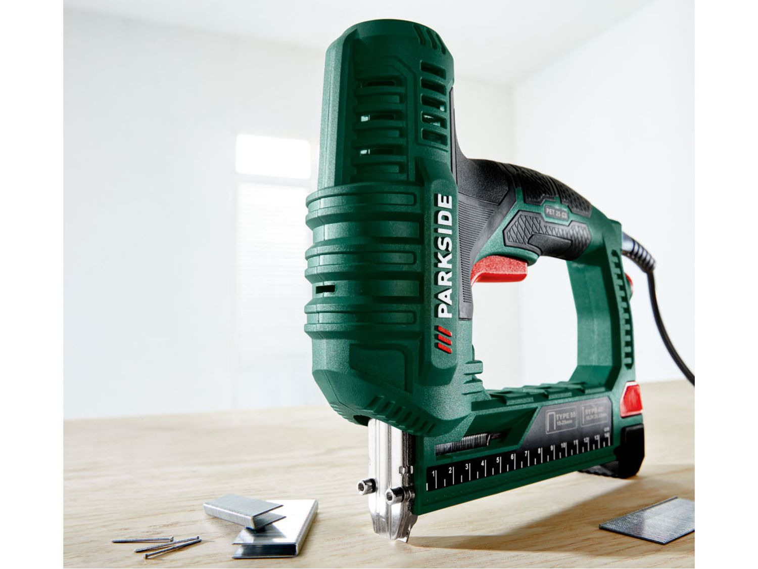 PARKSIDE Elektrotacker »PET 25 C3«, inklusive Klammern…