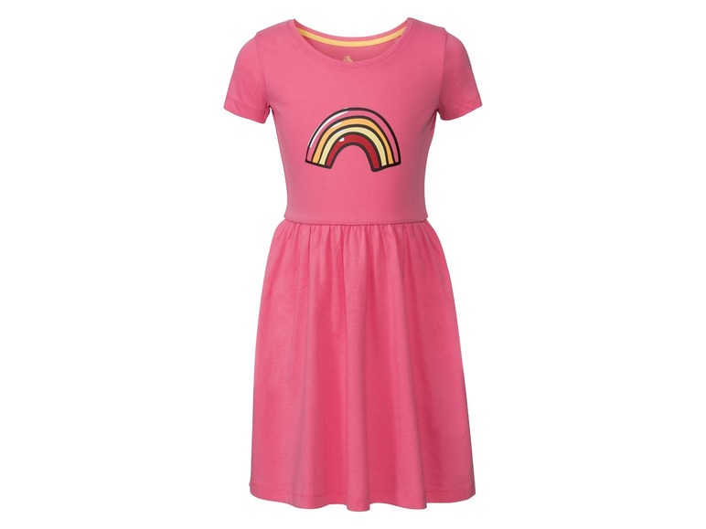 Rosa Mädchenkleid mit Regenbogen-Druck.
