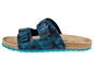 Blaue Sandalen mit Camouflage-Muster und Schnallen.
