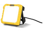 Gelbe Parkside LED-Arbeitsleuchte mit Klappständer.