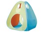 Ein buntes Spielzelt für Kinder mit verschiedenen Öffnungen.