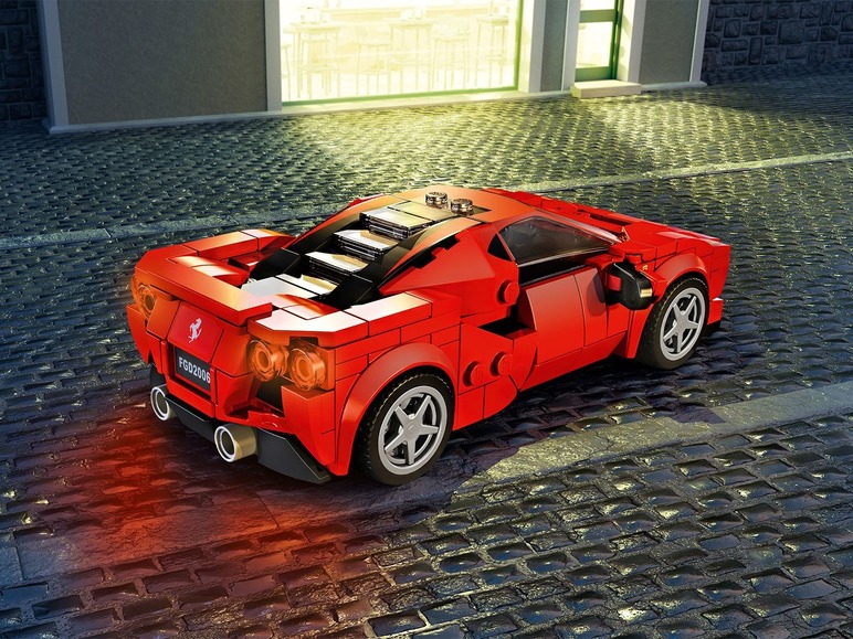 Gehe zu Vollbildansicht: LEGO® Speed Champions 76895 »Ferrari F8 Tributo« - Bild 8