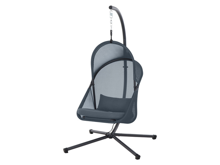 Ein Hängesessel mit einem Metallgestell und einem grauen, netzartigen Sitzkissen.