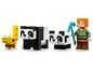 LEGO Minecraft Set mit Pandas, einer Katze und einer Figur.