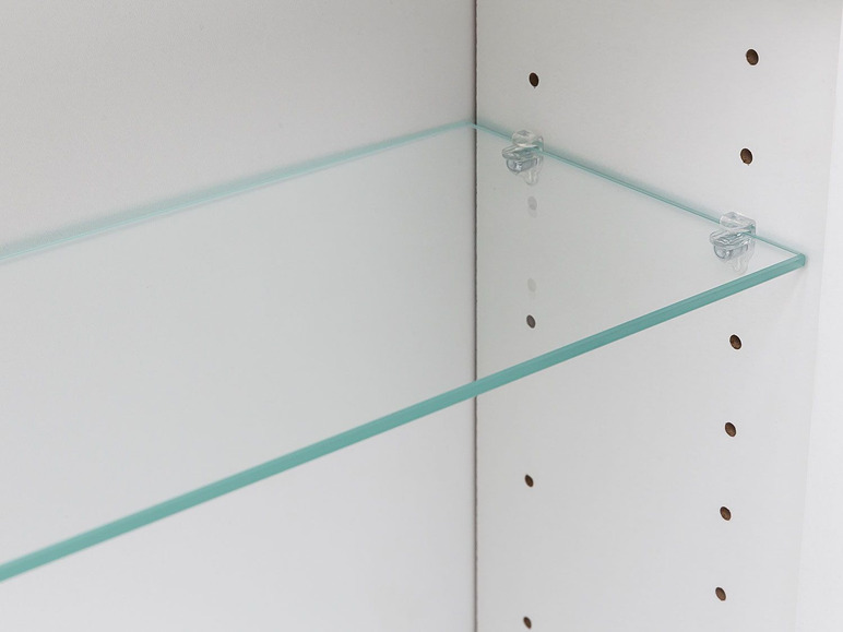 Gehe zu Vollbildansicht: HELD Spiegelschrank »Parma 3D«, mit 3 Spiegeltüren, 6 Glas-Einlegeböden, 1 Aufbauleuchte - Bild 4