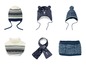 Ein Set mit blauen und weißen Wintermützen, einem Schal und einem Halstuch mit einem Bärenmotiv.