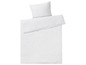 Weißer Bettbezug mit passendem Kissenbezug