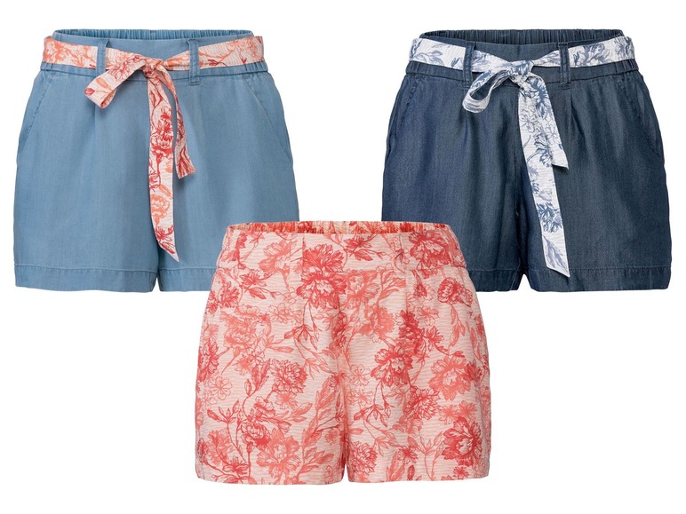 Drei Shorts: zwei Denim mit Blumenmuster und eine mit rosafarbenen Blumen.