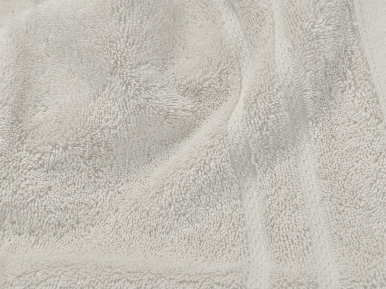 Gehe zu Vollbildansicht: Egeria Duschtuch »Micro Touch«, reine Baumwolle, 70 x 140 cm, besonders weich, voluminös - Bild 24