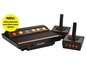 Atari Flashback Spielekonsole mit zwei Joysticks.