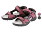 Zwei Paar rosa Wandersandalen mit schwarzen Sohlen.