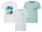 Drei T-Shirts mit sommerlichen Prints, darunter eines mit 'Ocean Side' und Palmen
