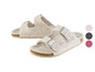 Beige Woll-Sandalen mit Schnallen.