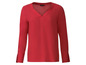 Ein rotes esmara Langarmshirt mit V-Ausschnitt.
