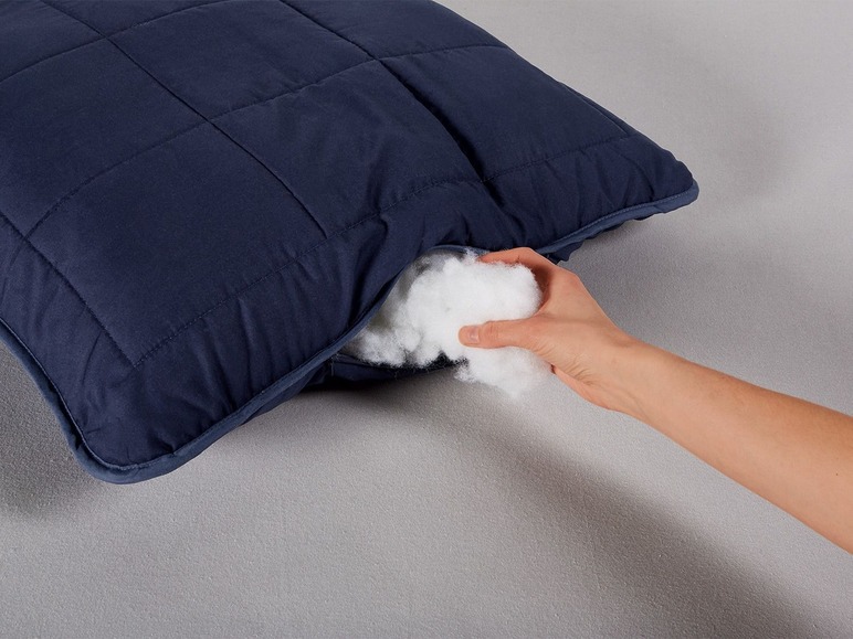 Gehe zu Vollbildansicht: MERADISO® Bettenset, mit Steppdecke und Kopfkissen in Übergröße, Füllung aus Polyester - Bild 10