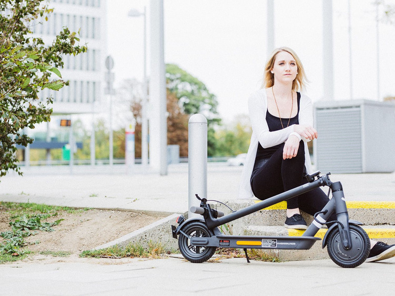 Gehe zu Vollbildansicht: Doc Green E-Scooter "ESA 5000", max. 20 km/h, Rück-/Frontlicht, mit LED-Display - Bild 8