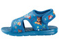 Blaue Sandalen mit Paw Patrol-Motiv.