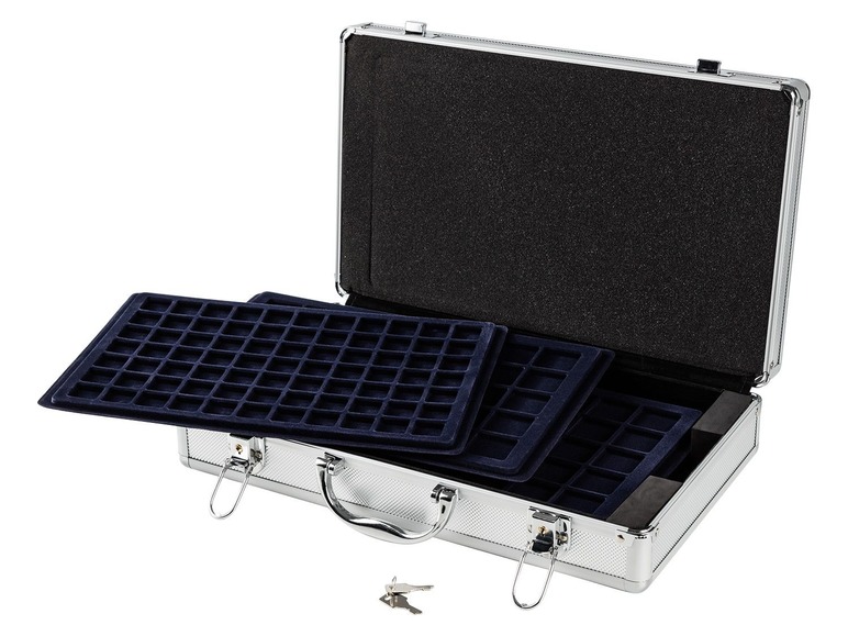 Eine silberne Koffer mit blauem Samt-Einsatz zum Aufbewahren von Münzen.