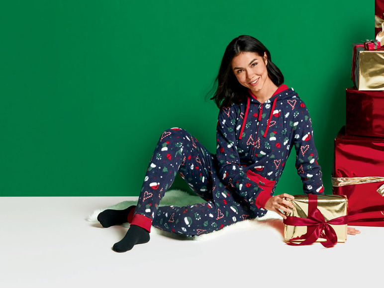 Gehe zu Vollbildansicht: esmara Damen Weihnachts-Jumpsuit - Bild 3