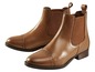 Zwei Paar braune Chelsea-Stiefeletten mit abgerundeter Spitze.