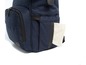 Ein blauer Rucksack mit einem Fach für Windeln.