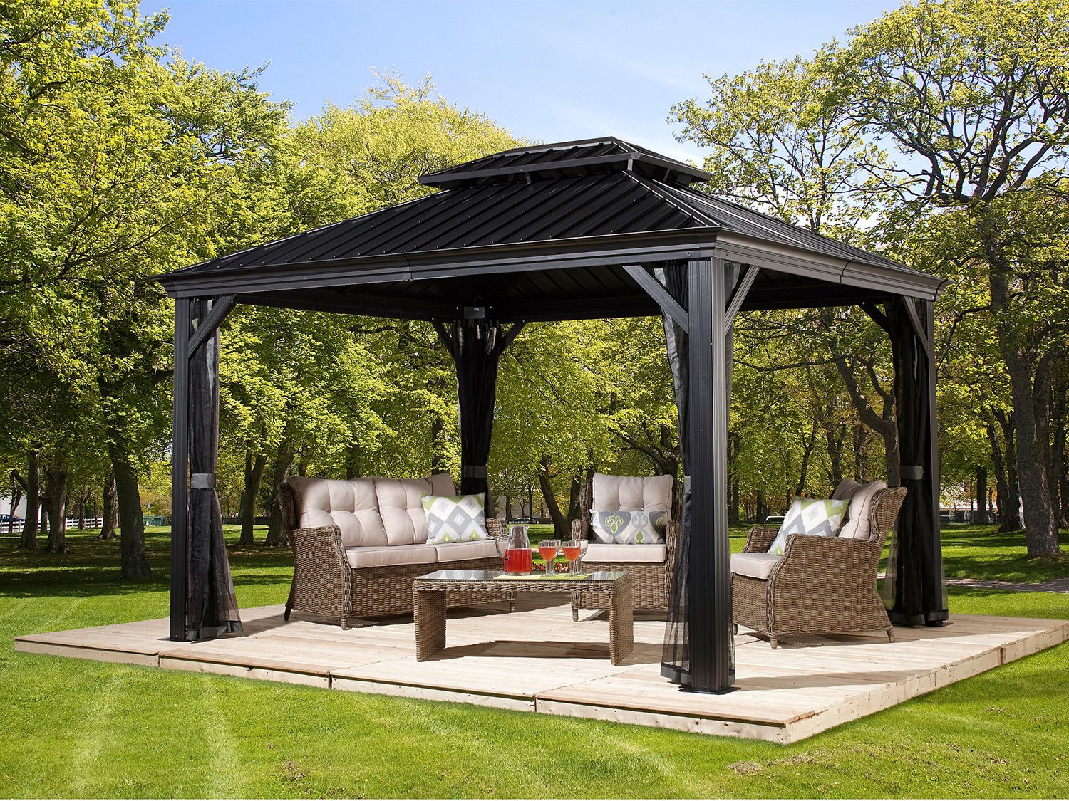 Thumbnail - SOJAG Canada Pavillon Messina (363x483x307cm)